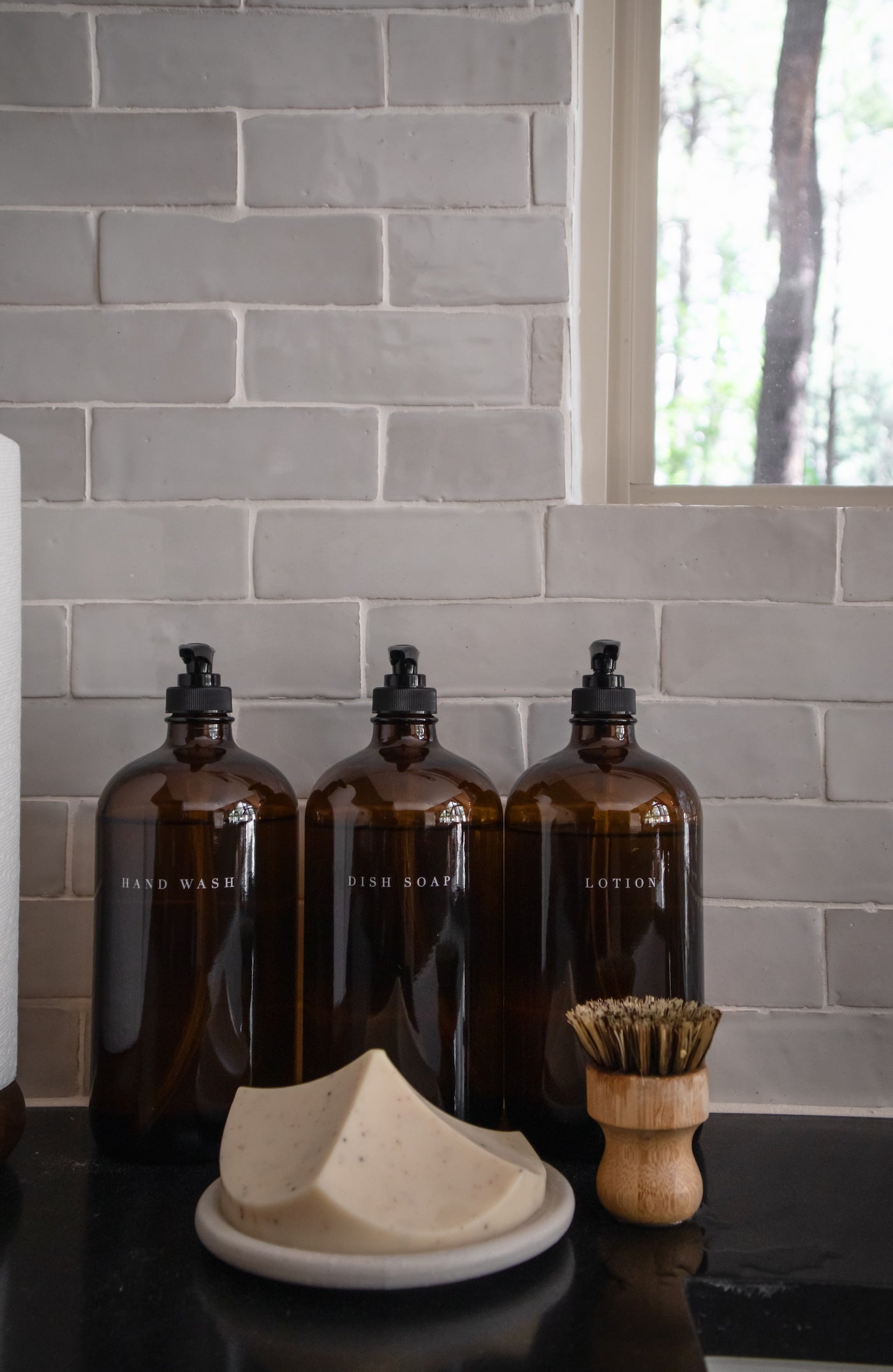 Glass Amber Liquid Pumps