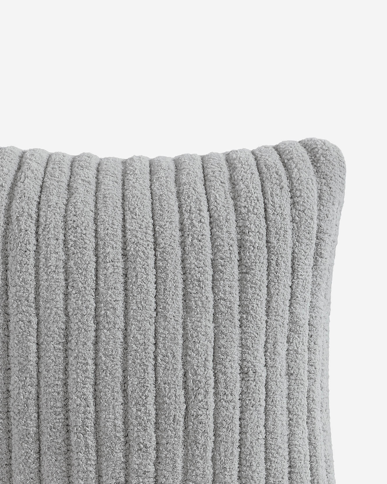 Snug Piped Throw Pillow