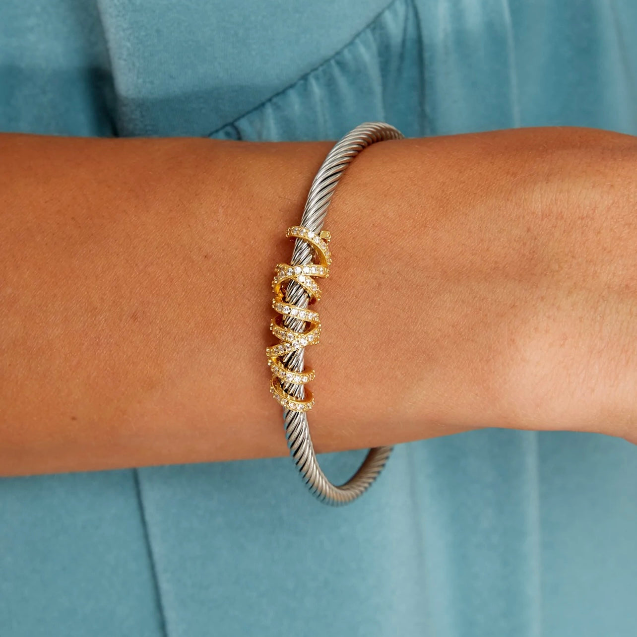Stella Cuff