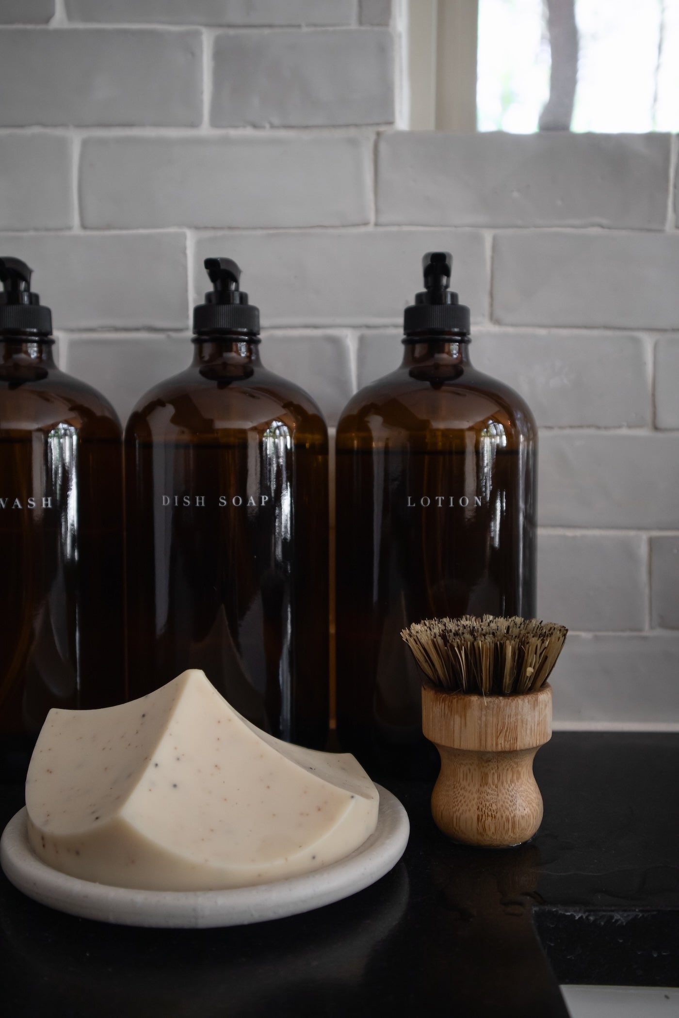 Glass Amber Liquid Pumps