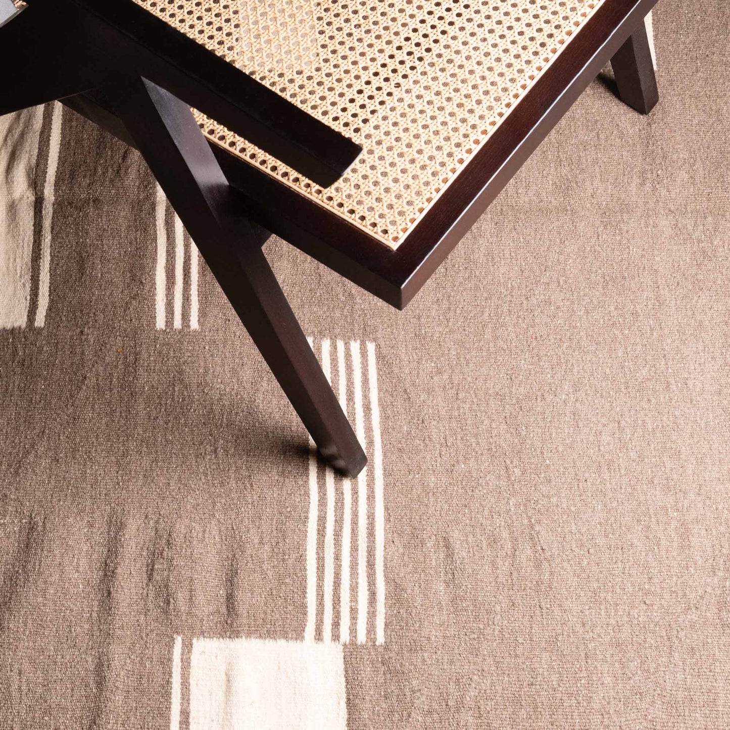 Ehan - taznakht kilim rug