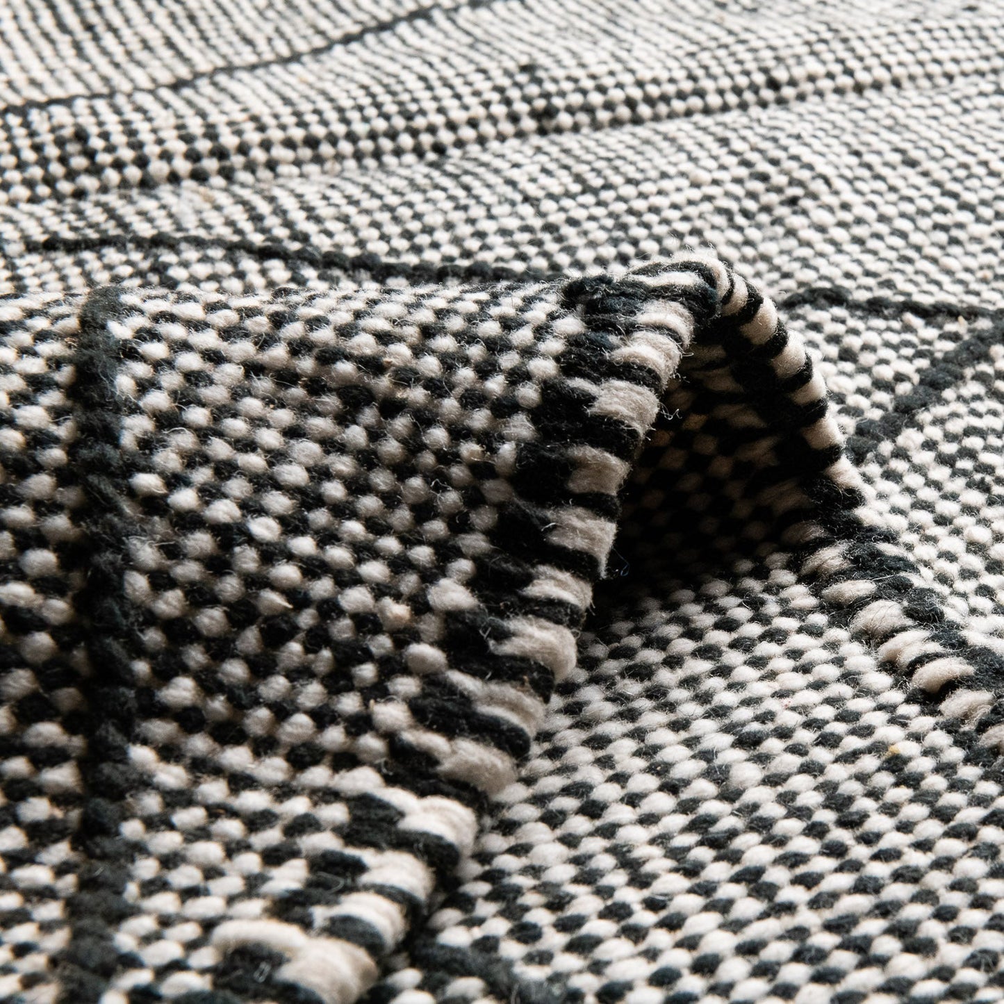 Tamuda - Taznakht kilim rug