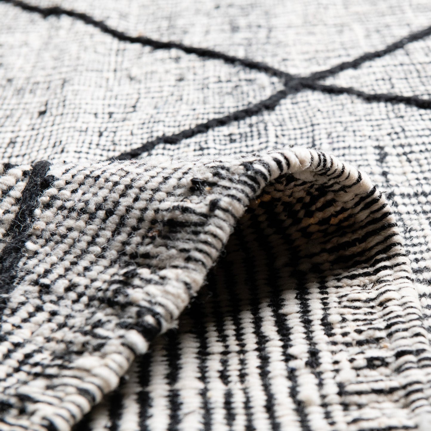 Tamuda - Taznakht kilim rug