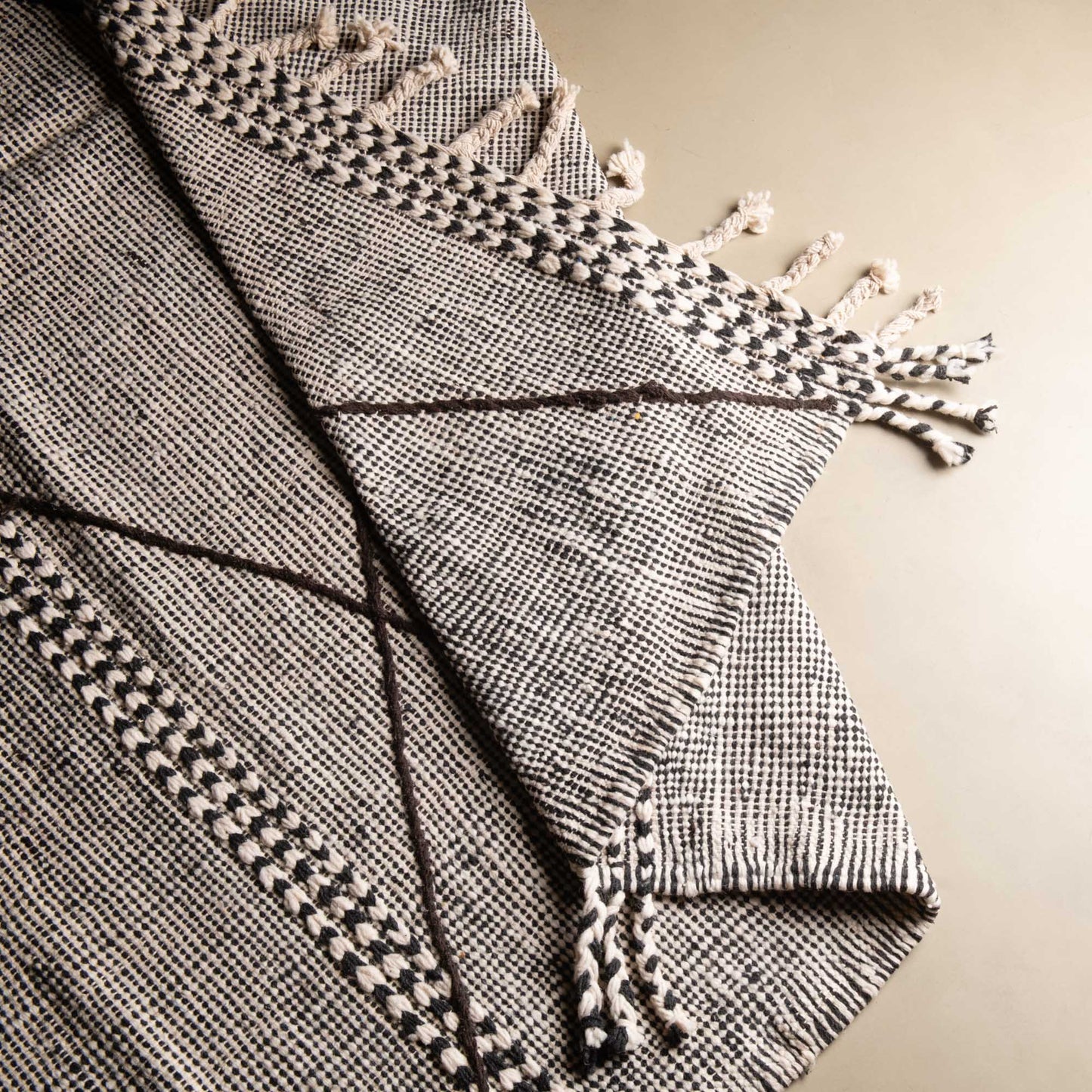 Chefa - Taznakht kilim rug