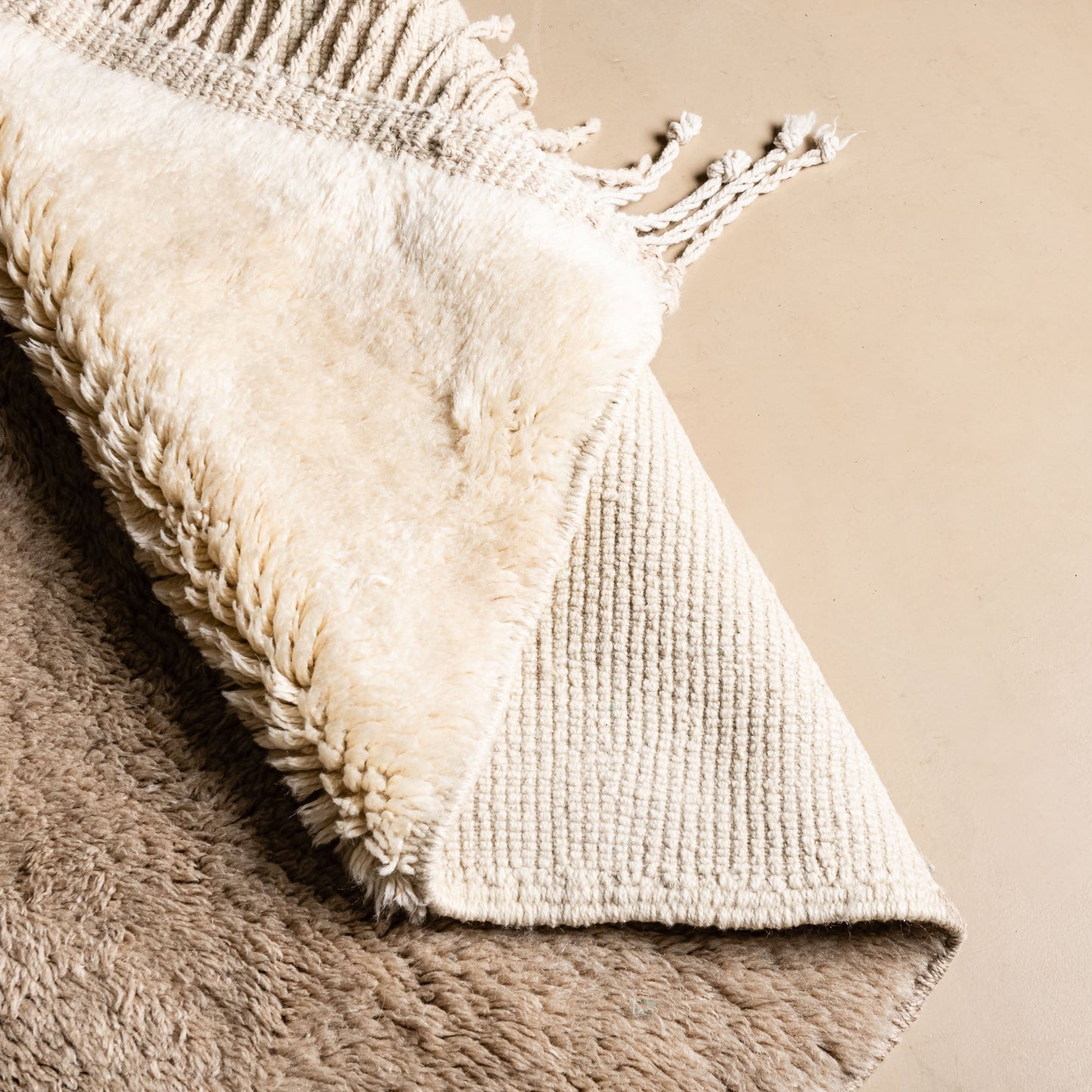 Pale Elegance - Luxury Shag Moroccan Rug