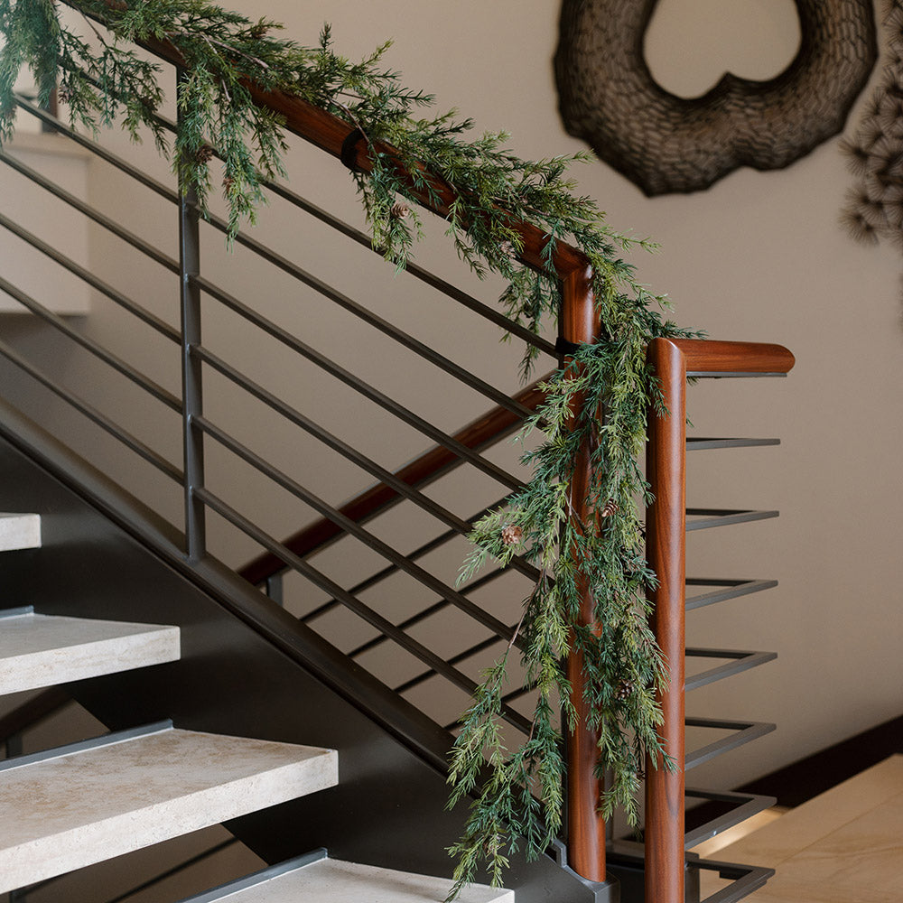 Natural-Looking Artificial Pine Garland with Pinecones