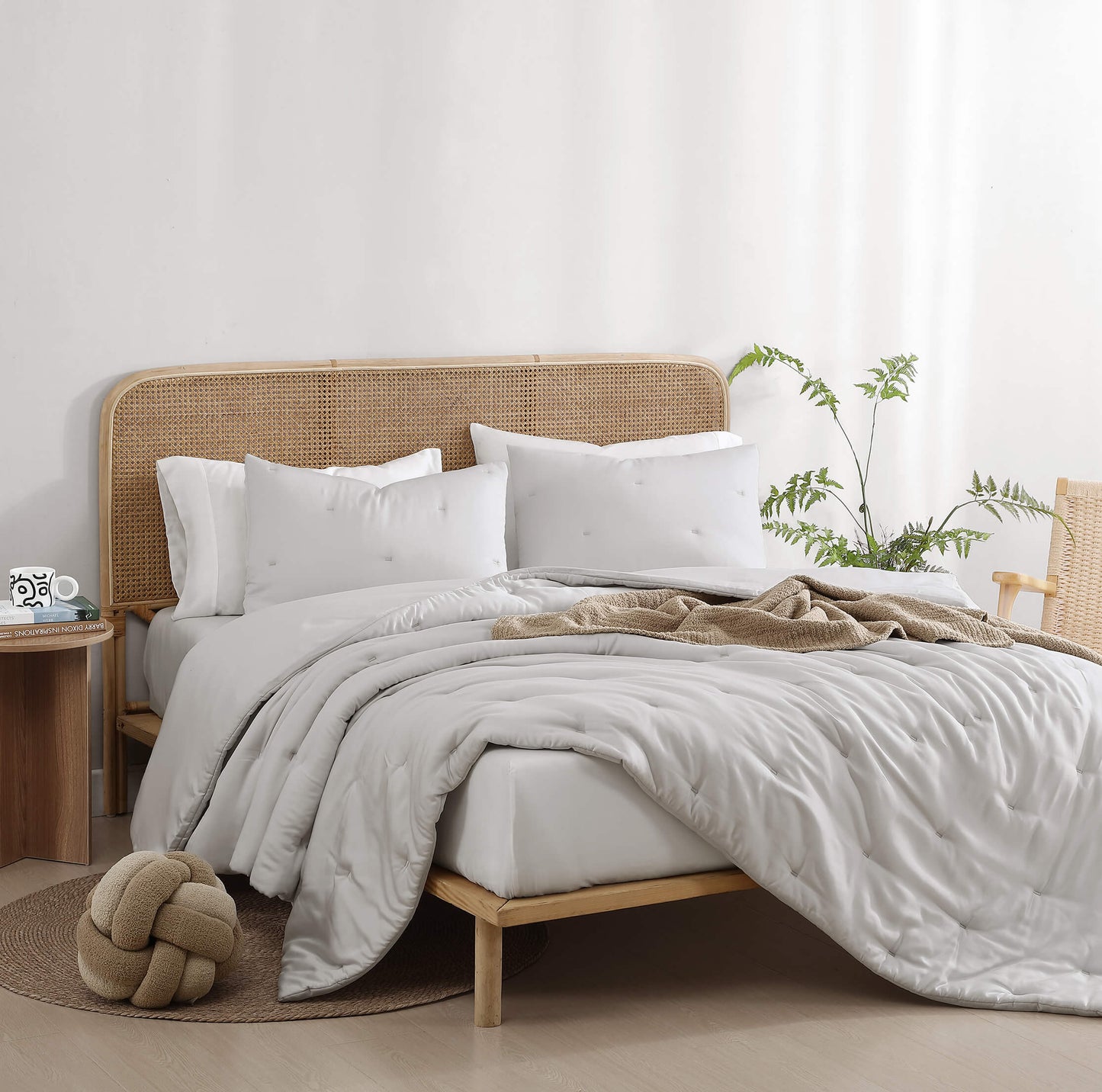 Silky Lyocell Stitch Comforter