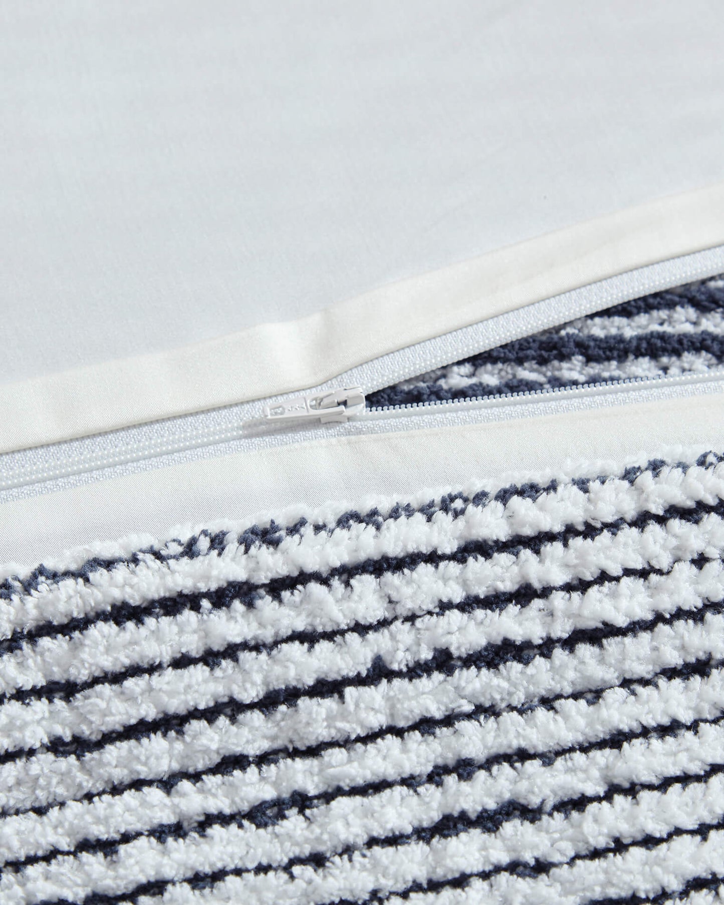 Two-Tone Snug Ribbed Bamboo Duvet Cover