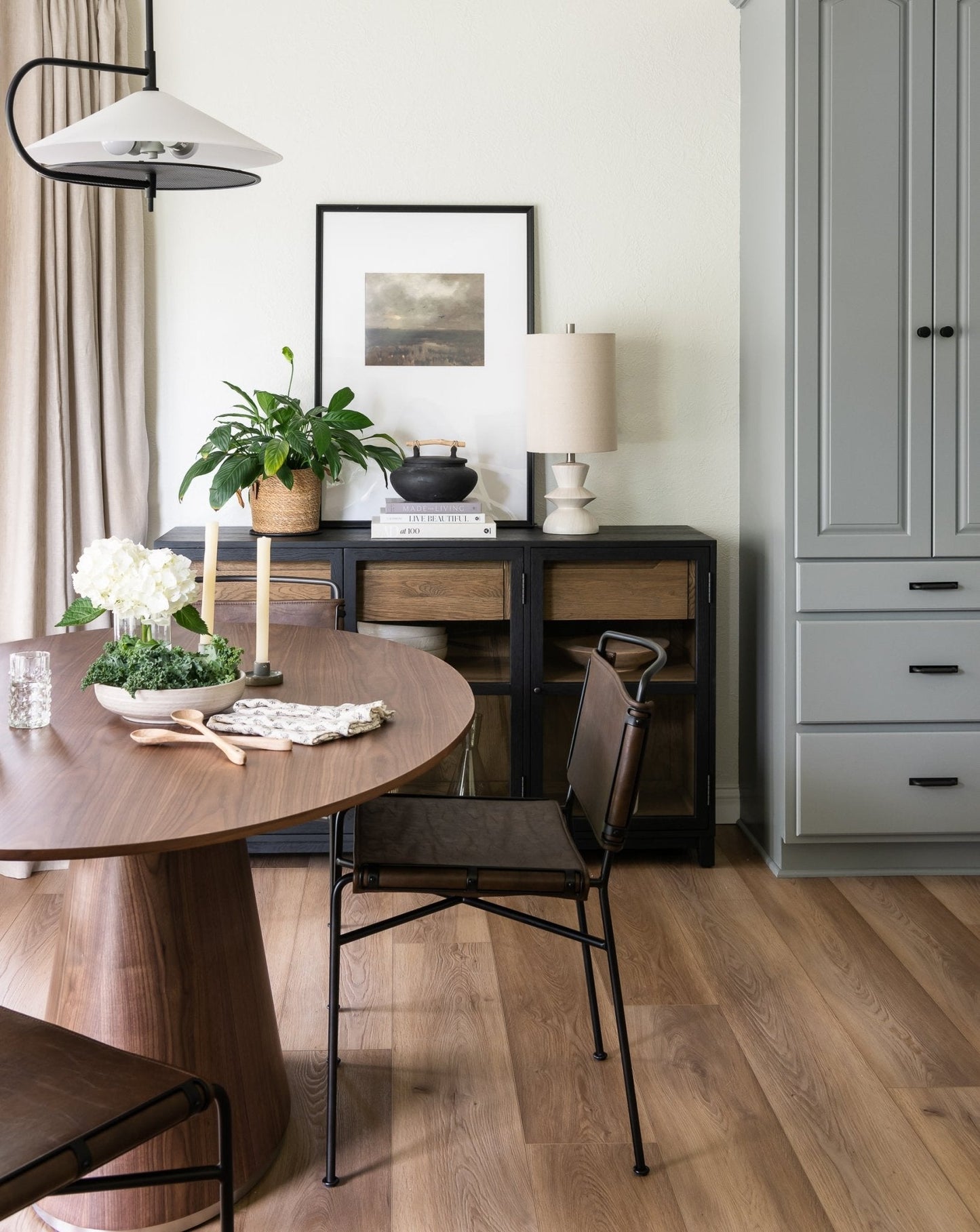 Bali Terracotta Container with Lid and Driftwood Handle