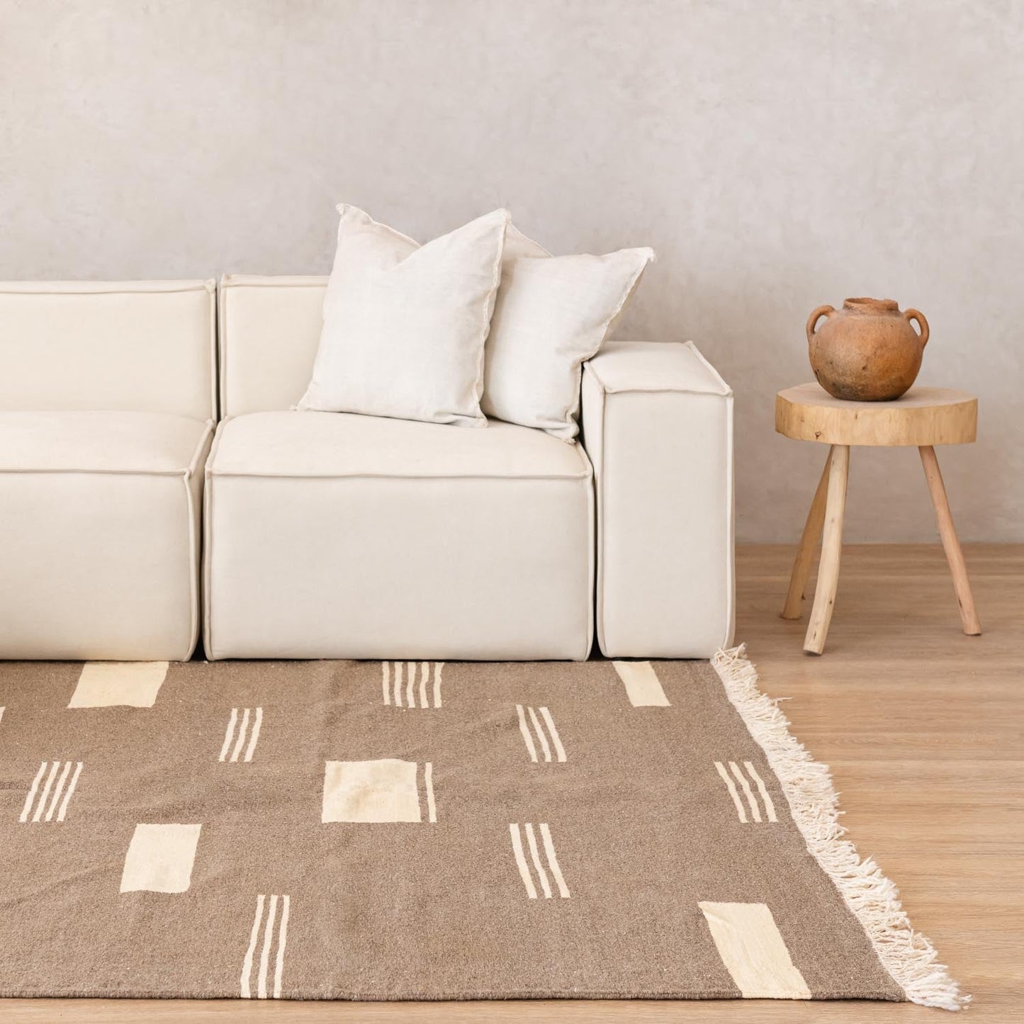 Ehan - taznakht kilim rug