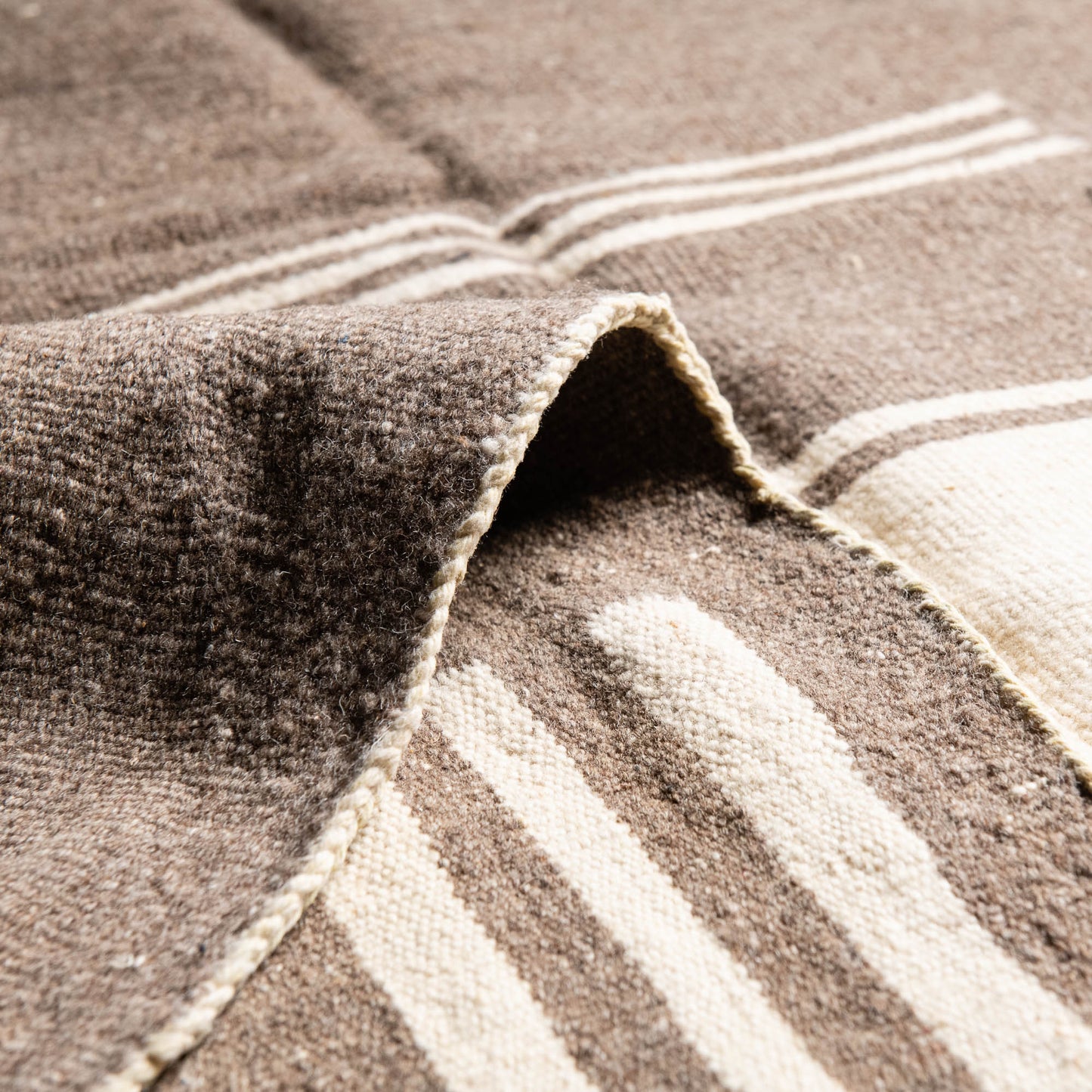 Ehan - taznakht kilim rug