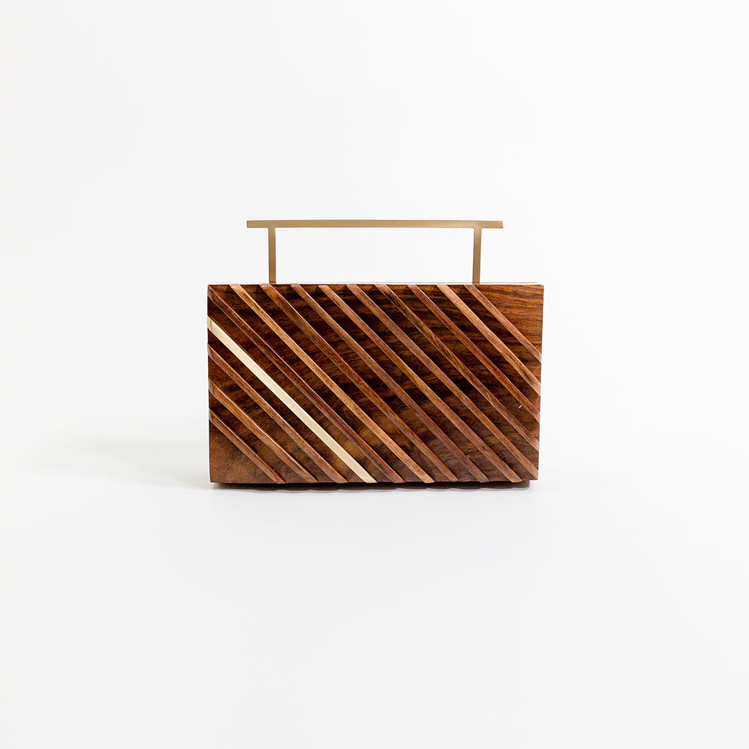 Gleaming Edge Clutch